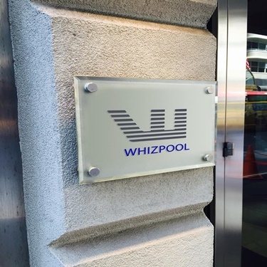 Whizpool jobs - logo